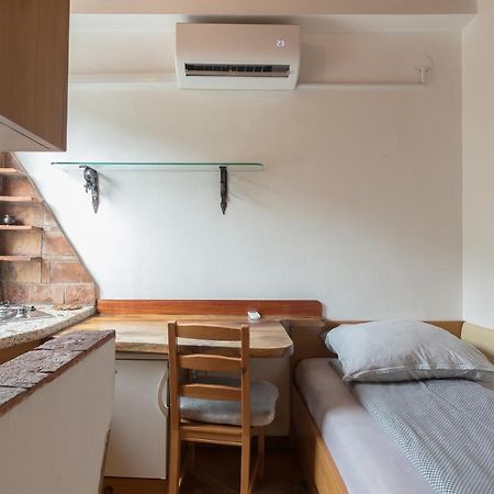 Cozy, Bright And Affordable Single Studio - Free Parking Ljubljana Luaran gambar