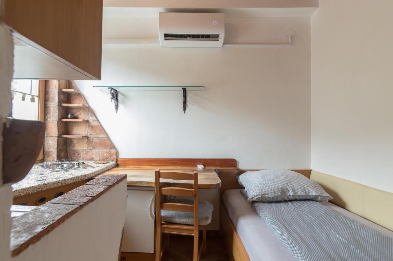 Cozy, Bright And Affordable Single Studio - Free Parking Ljubljana Luaran gambar
